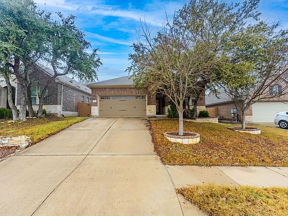 3rd image of 633 Cerezo Dr