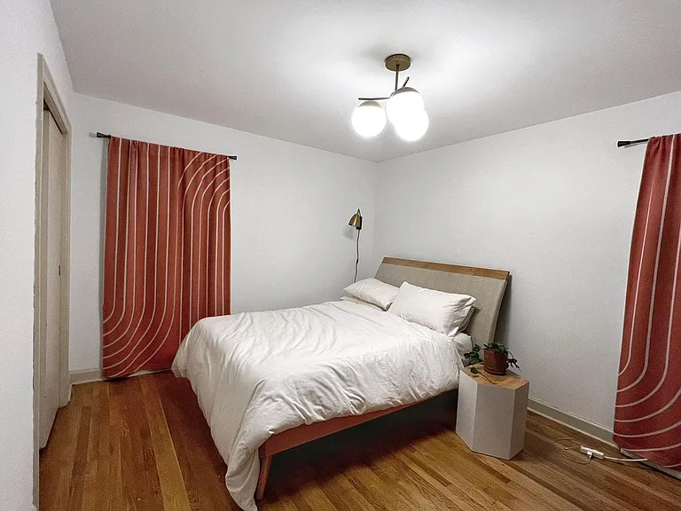 230 Chelsea Cir — Photo 14