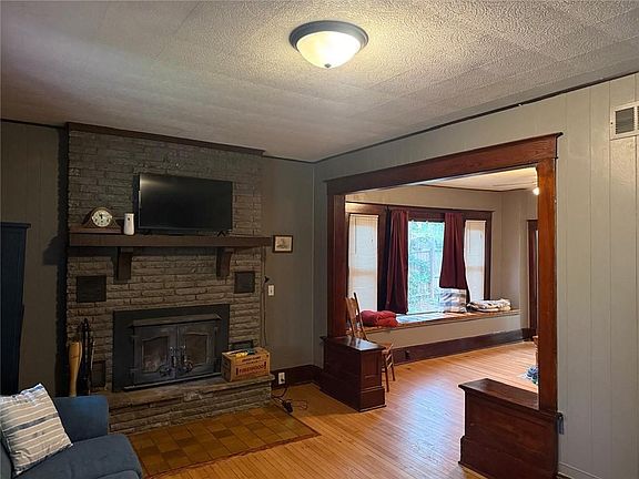 3rd image of 3116 Lafayette St