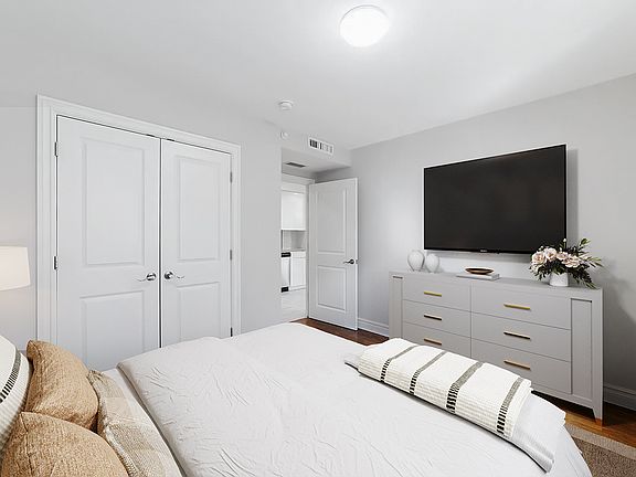 2nd image of 1117 Lafayette Ave #2F