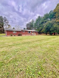 401 Broken Arrow Ln, Covington, VA, 24426