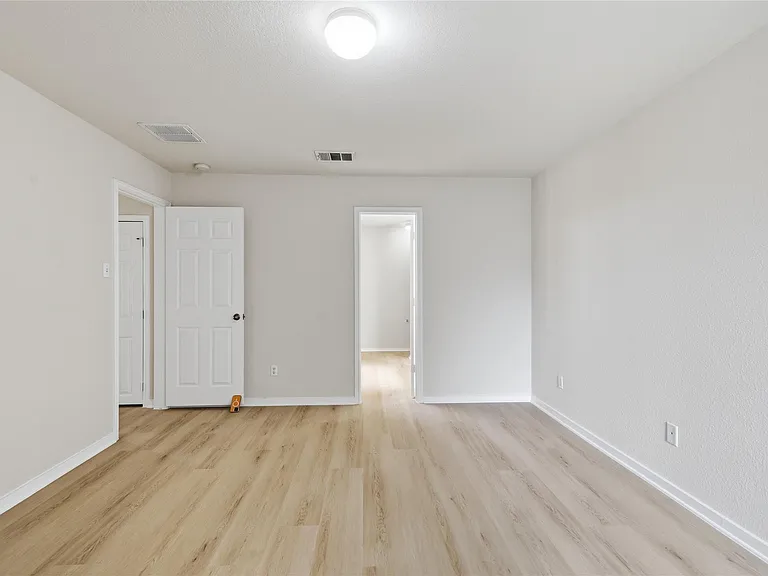 3774 Castle Rock Dr — Photo 12