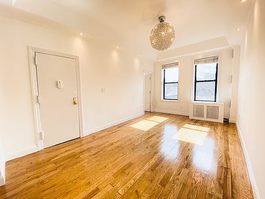 Rented by Compass | media 20