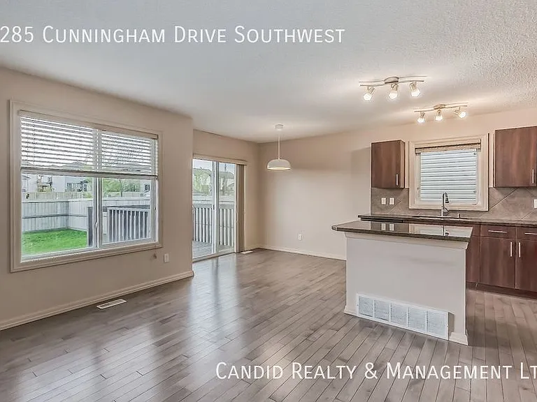 1285 Cunningham Dr SW — Photo 5