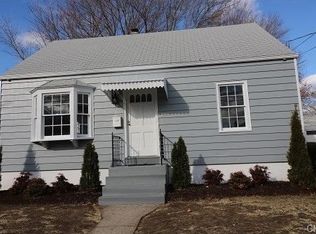 314 Burnsford Ave, Bridgeport, CT 06606