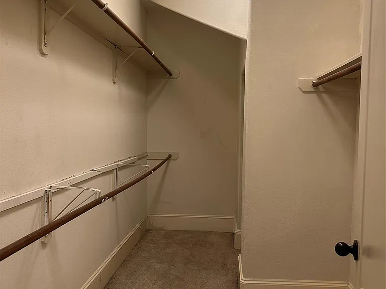 13915 Sawmill Run Ln — Photo 20