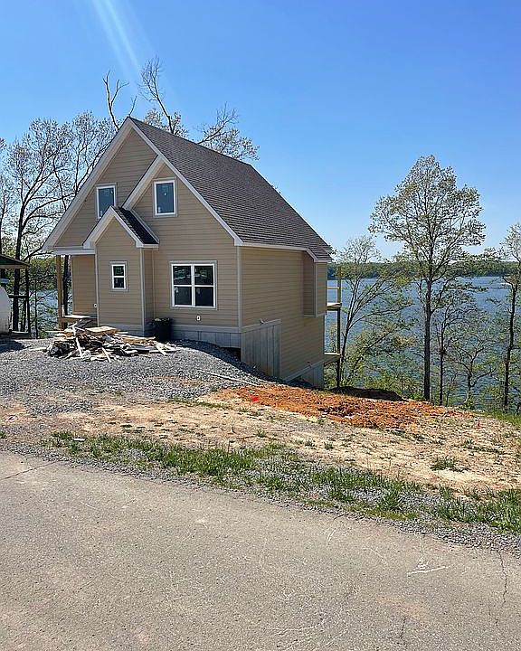 1st image of 1840 Baileys Point Rd
