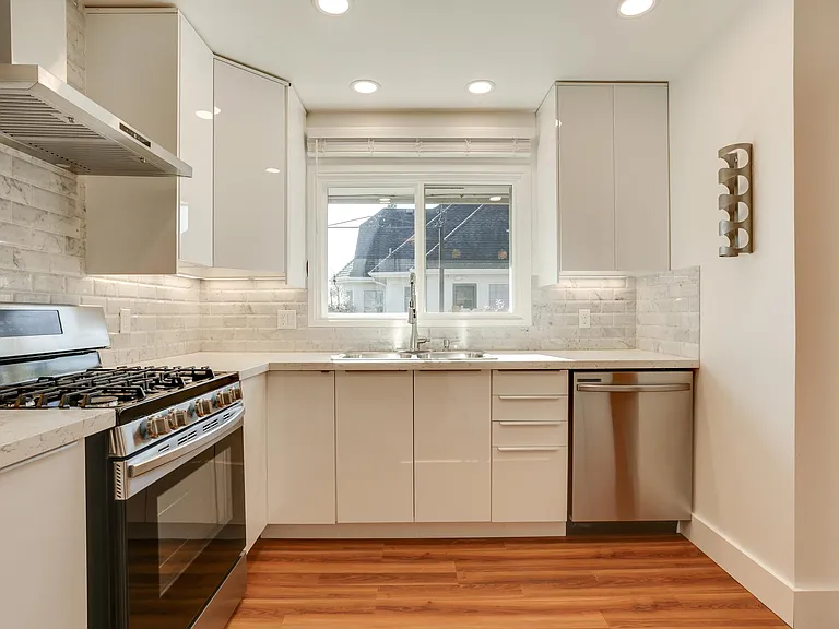4933 N Concord Ave — Photo 9
