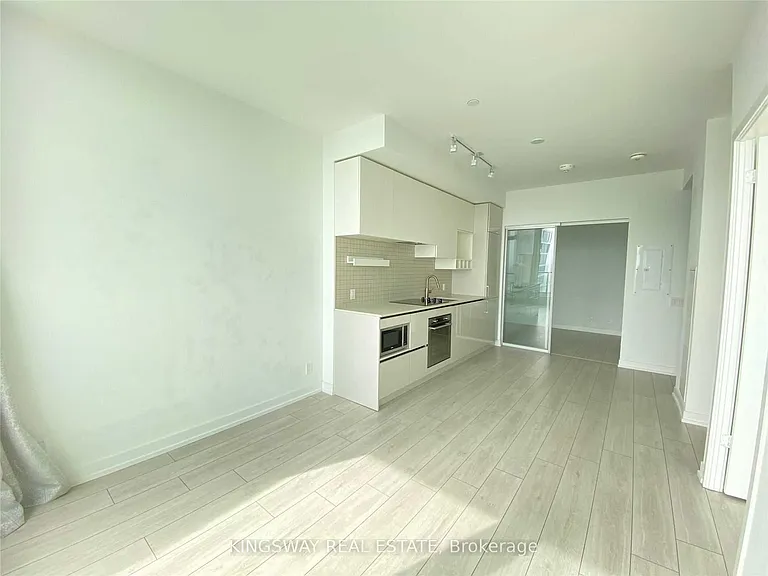 898 Portage Pkwy #Penthouse 05 — Photo 10