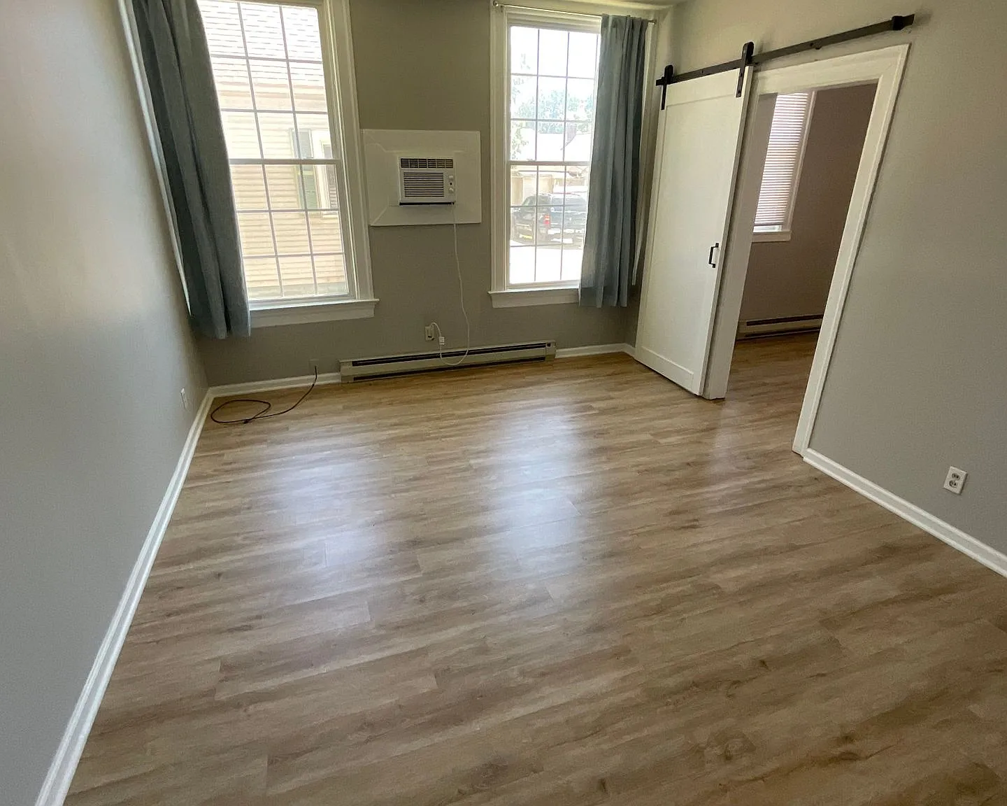 308 East 7th Street — Photo 3