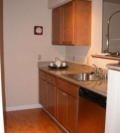 2nd image of 3696 Lavender Ln NE