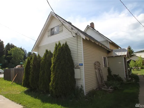 213 W Washington Ave, Roslyn, WA 98941