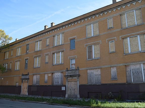 1800-02 SOUTH HOMAN AVENUE, 
