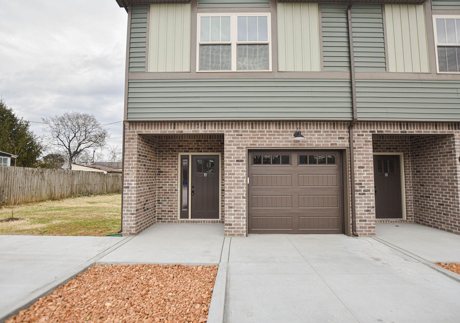 106 Adkins St A, Clarksville, TN 37042 Zillow