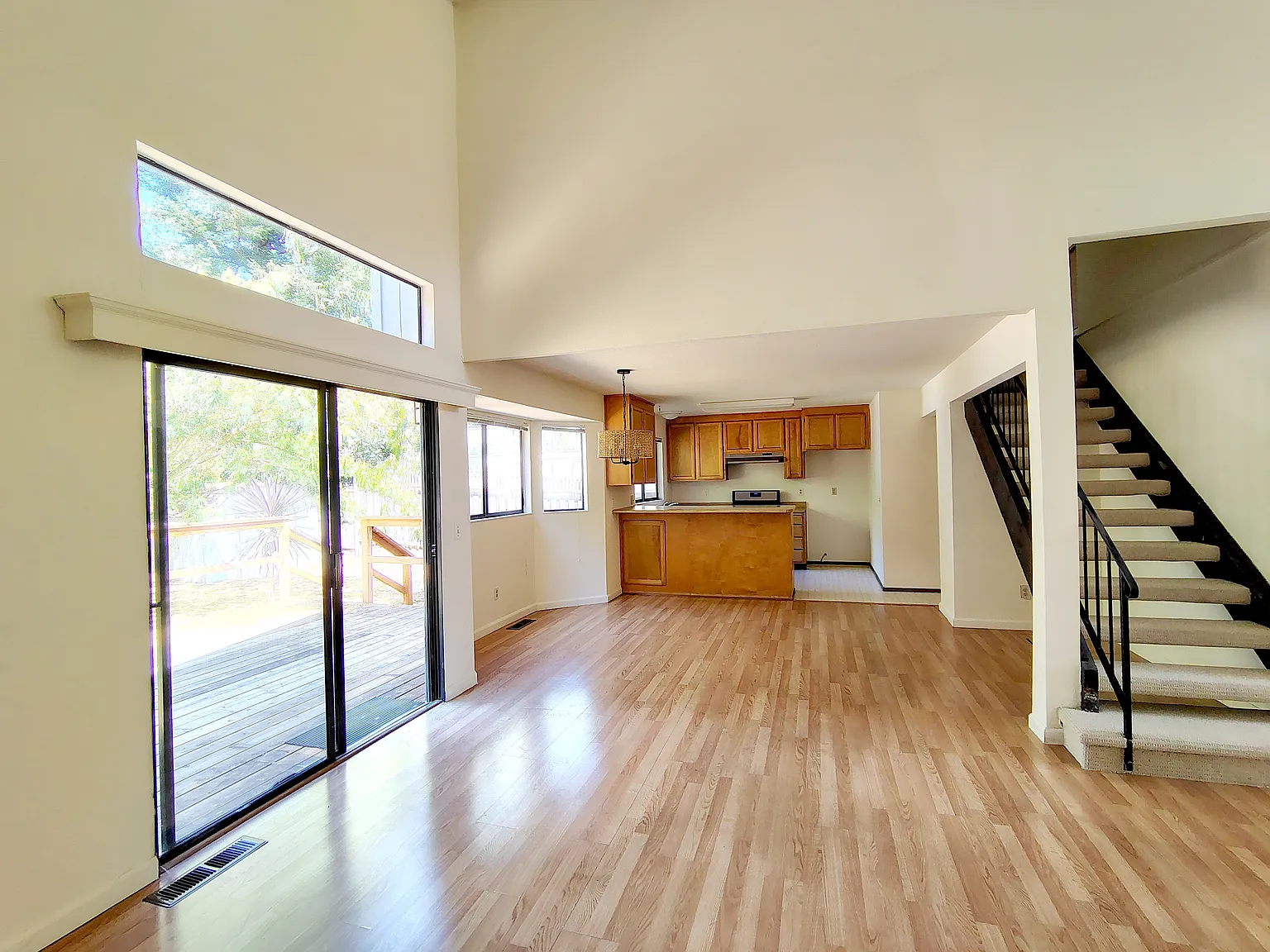 3 bed, 2.5 bath, 1525 sqft, $3,250 — Photo 4