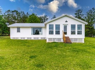 77 Rue Peter Ln, Poplarville, MS 39470