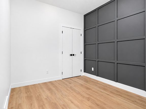 5th image of 318 Elliott Wynd
