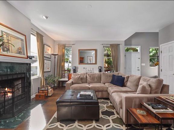 4th image of 2919 N Wolcott Ave