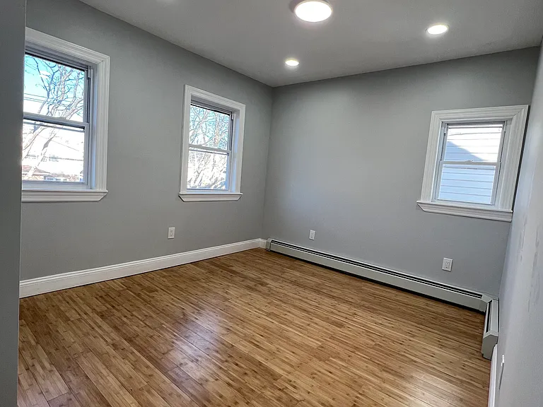 24030 141st Ave #2 — Photo 3