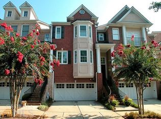 1033 Emory Parc Pl, Decatur, GA 30033