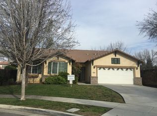 6102 W Seeger Ct, Visalia, CA 93277