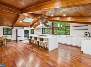 11428 Purple Beech Dr, Reston, VA 20191