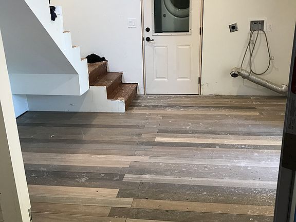 5th image of 3670 Yosemite St