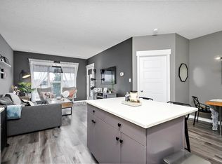 10518 113th St NW #406, Edmonton, AB