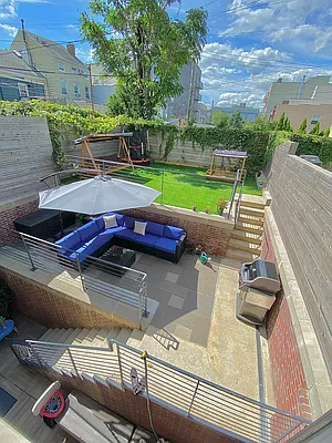 Sold by Compass | media 15