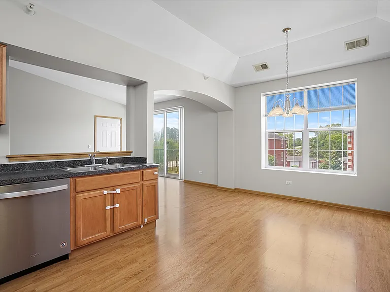 16671 Liberty Cir #3N — Photo 7