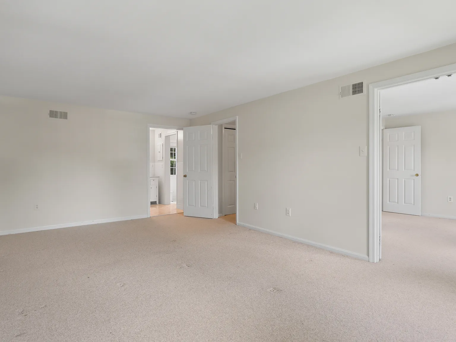 892 Van Dusen Court (VA) - 1 — Photo 4