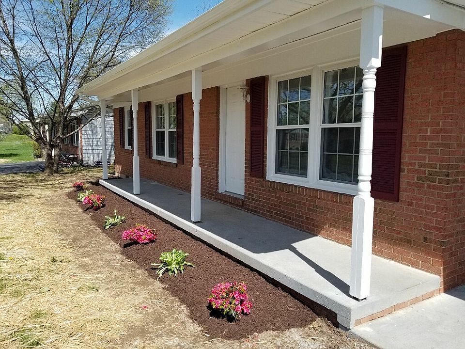 1st image of 130 Meadowbrook Dr