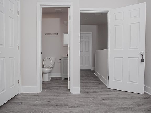 4th image of 3218 N Philip St #29