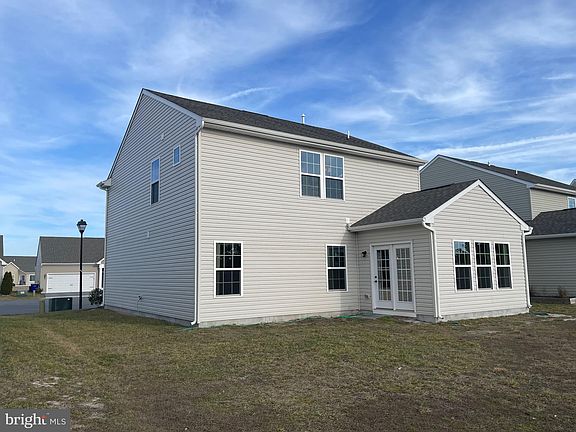 5th image of 103 Alexandreas Ct #2