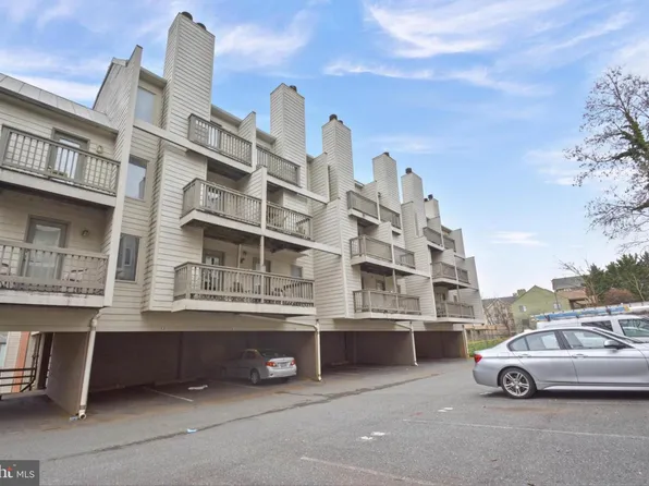 1309 Wertland St APT D11, Charlottesville, VA 22903