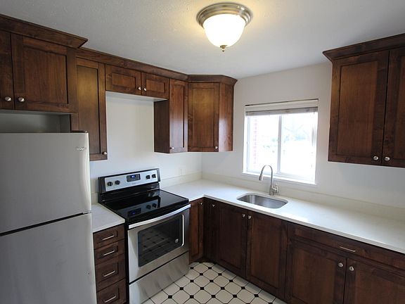Fully Updated Kitchen