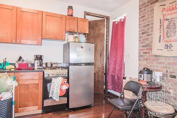 Rented by Nolita Group | media 22