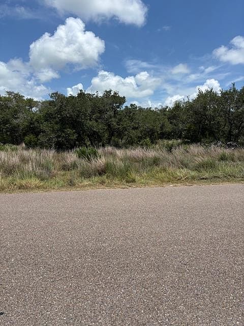 1st image of 306 Villages Dr