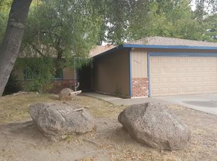 8509 Sun Florin Dr, Sacramento, CA