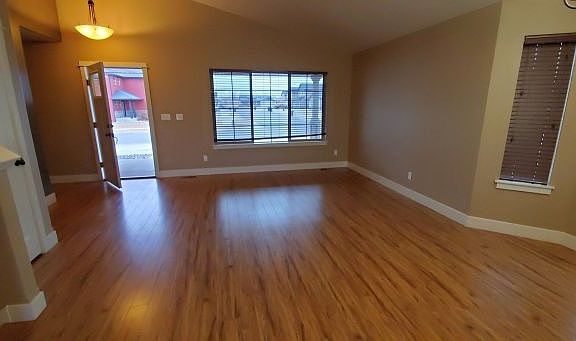 4th image of 1115 Wilderness Dr