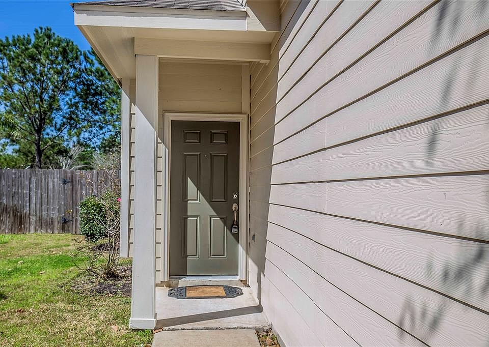 1st image of 25282 Finchgrove Ln