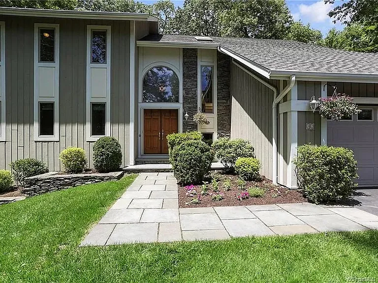 Horseshoe Ridge Rd — Photo 2
