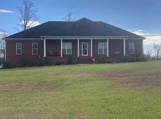 90 Taylor Rd, Hartselle, AL 35640