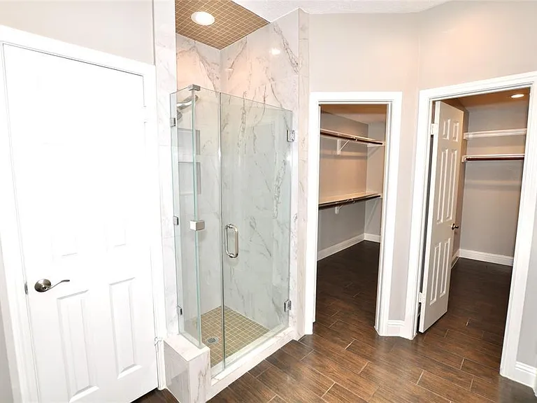 4602 Natural Bridge Dr — Photo 18