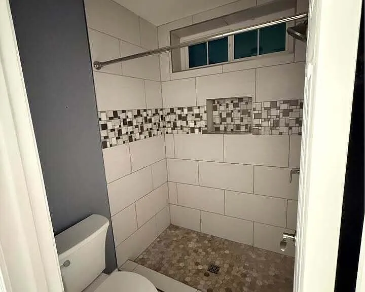 8623 W Cambridge Ave — Photo 14