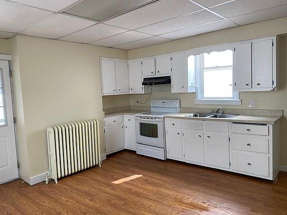 3rd image of 510 N Pennsylvania Ave