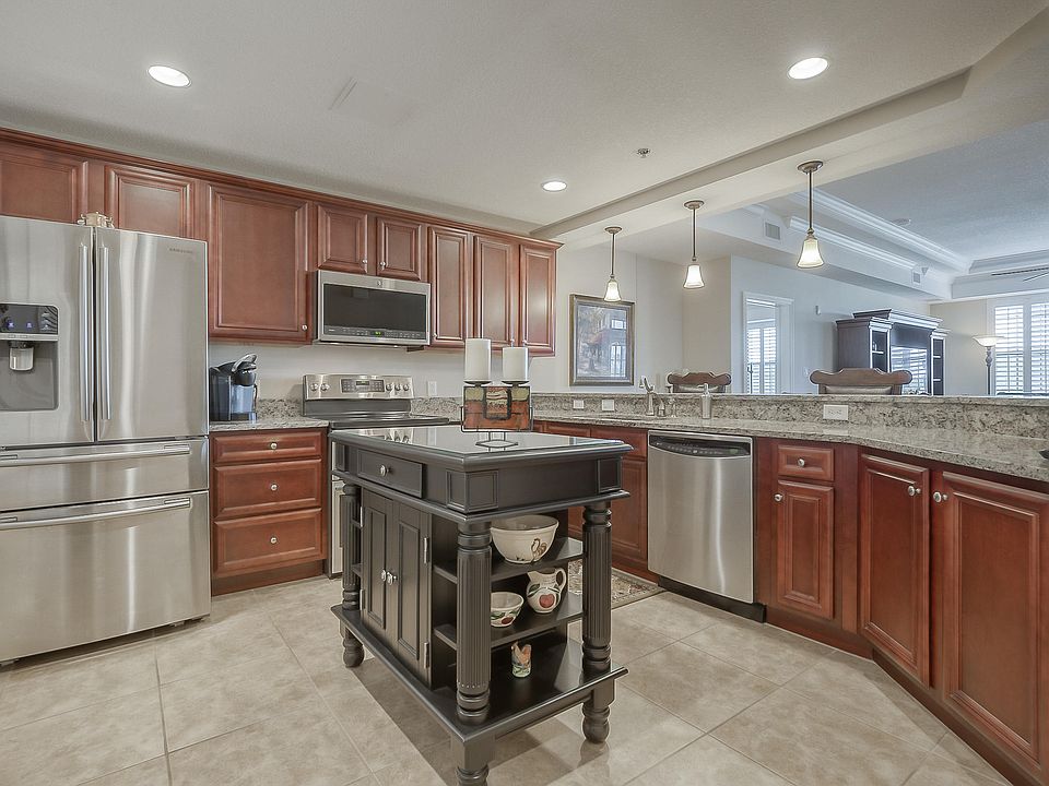 1st image of 701 Market St Unit 311