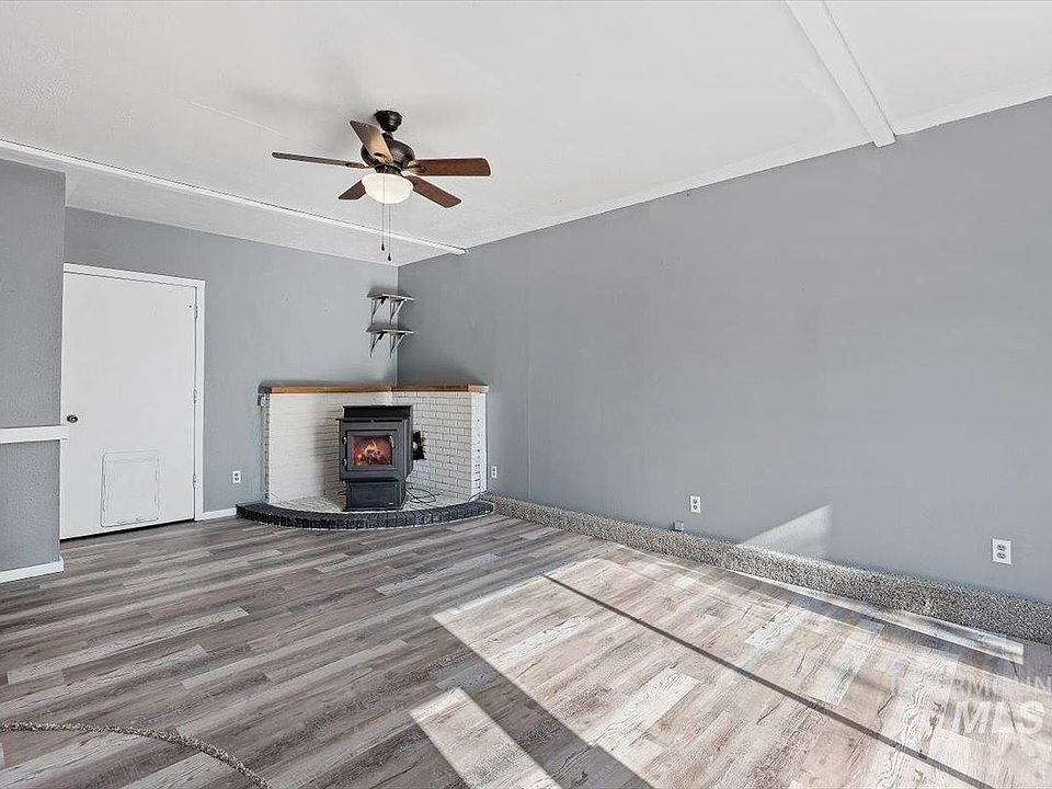 332 S Wendell St, Wendell, ID 83355 Zillow