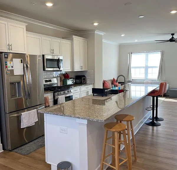 1235 Greylock Ln — Photo 13