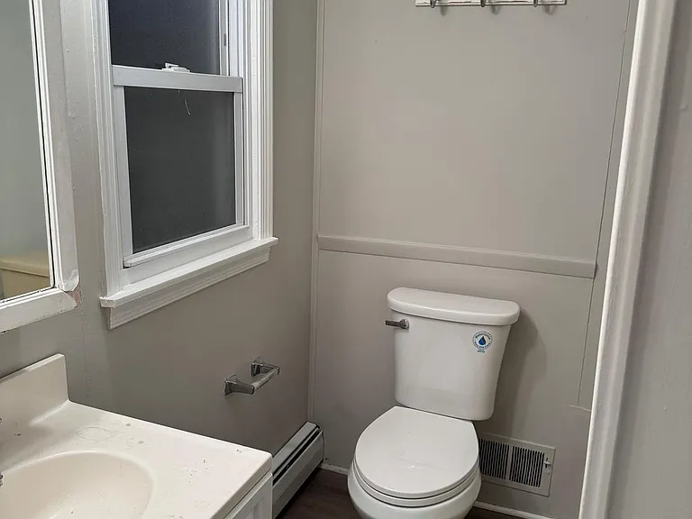 31 Eldridge Ave #2 — Photo 17